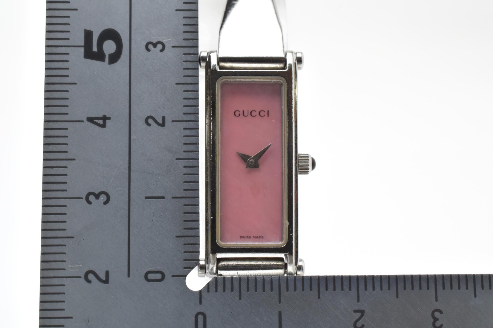 GUCCI 1500L Quartz Women’s Rectangular Bangle Wristwatch Pink Dial Steel 12mm