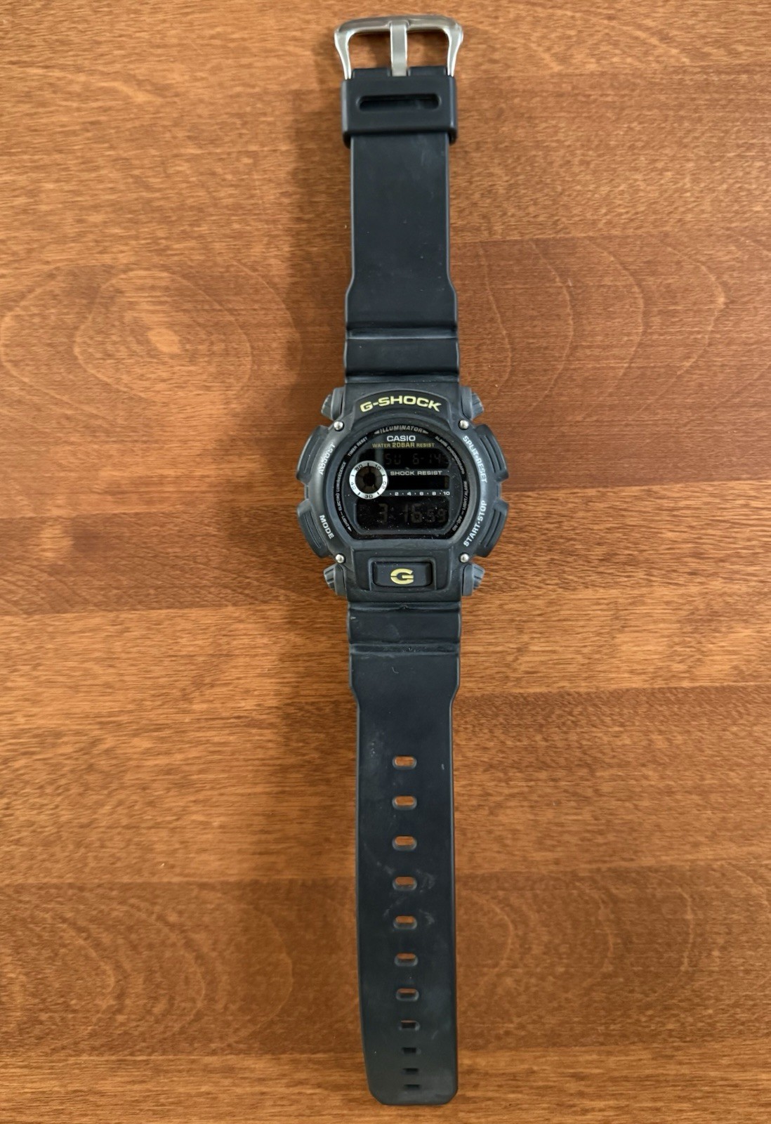 Casio G-Shock Alarm Quartz Digital Black Dial Men’s Watch DW-9052 – Works Great!