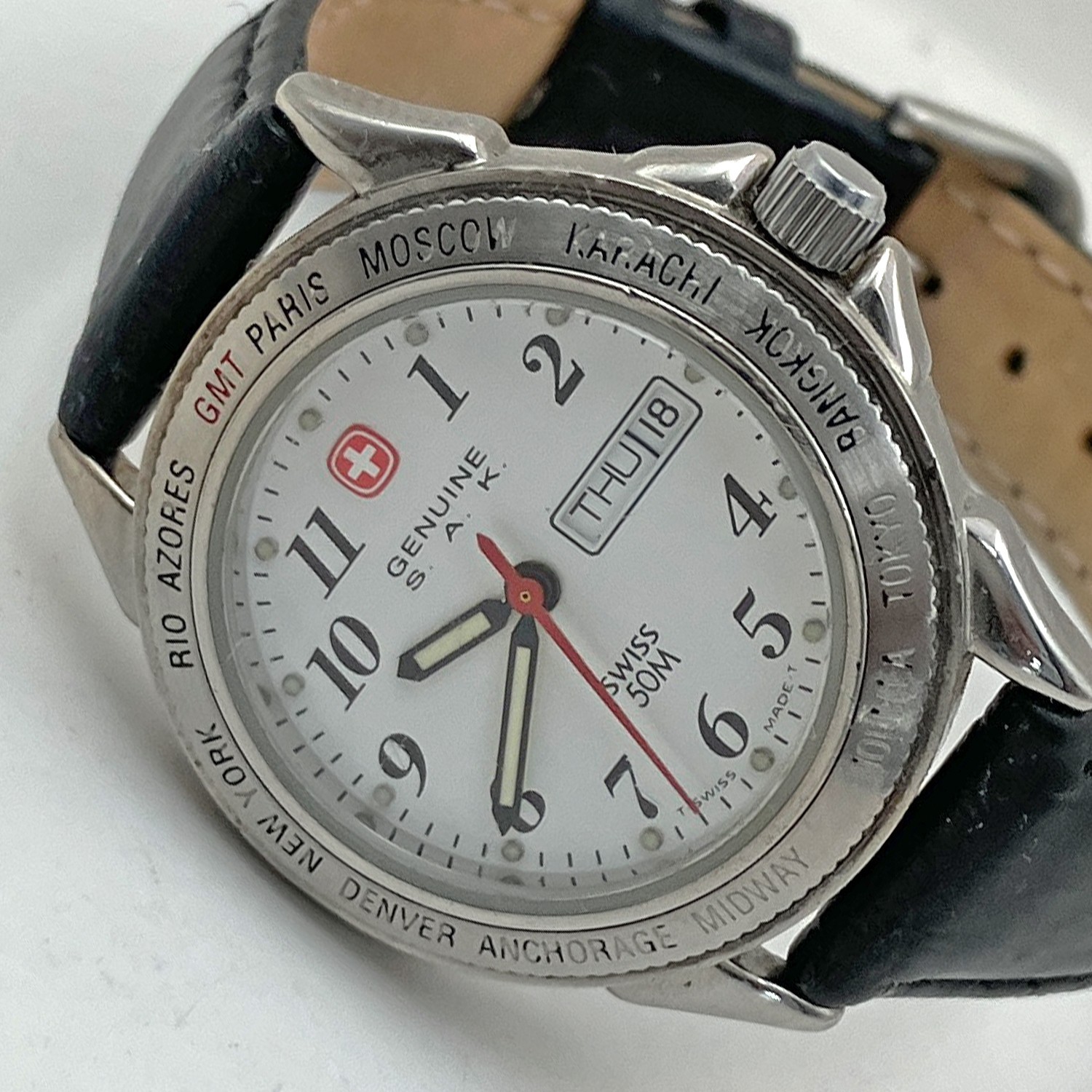 Vintage Wenger SAK Design Swiss Day Date Watch WR 50m 29mm Womens