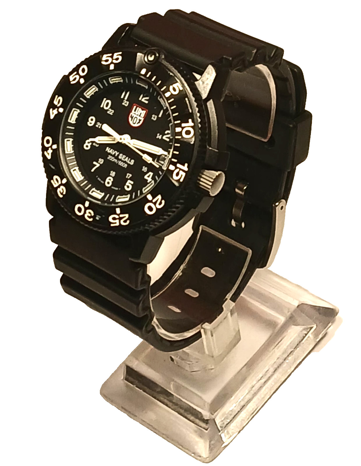 LUMINOX 3000 / 3900″NAVY SEALS” on dial Exceptional Rare Cond. New Batt & O-ring