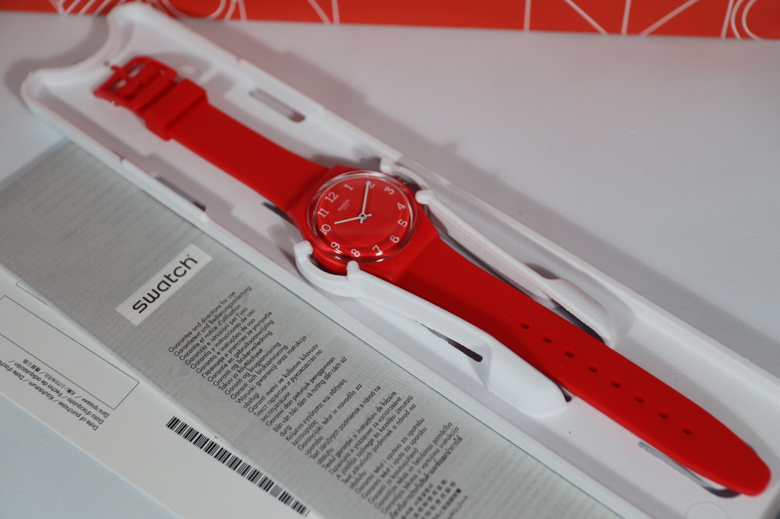 New Rare Limited Swiss Made Swatch SUNETTY GR175 Red Silicone Matte Strap 34mm