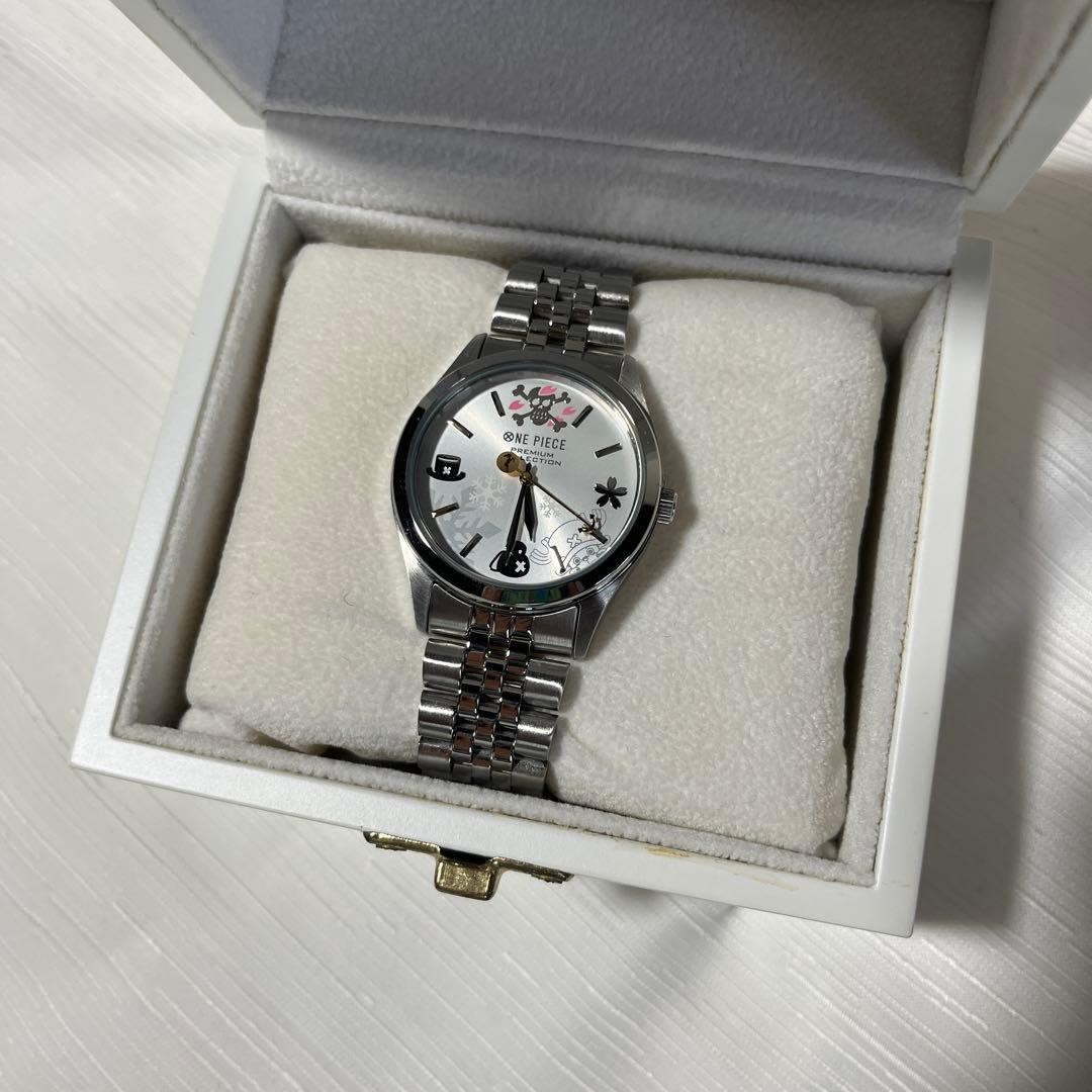 ONE PIECE Tony Chopper Cherry Blossom Memories Limited Edition Official Watch