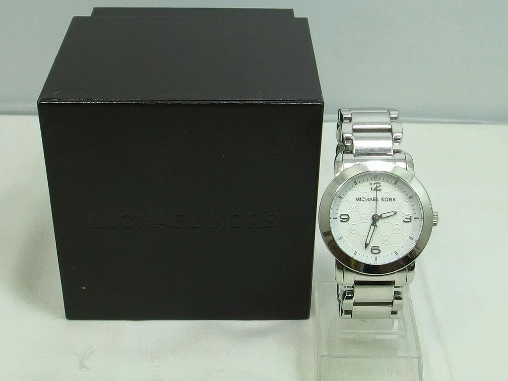 MICHAEL KORS Battery Powered Quartz Watch Analog White Silver MK 3157 Used