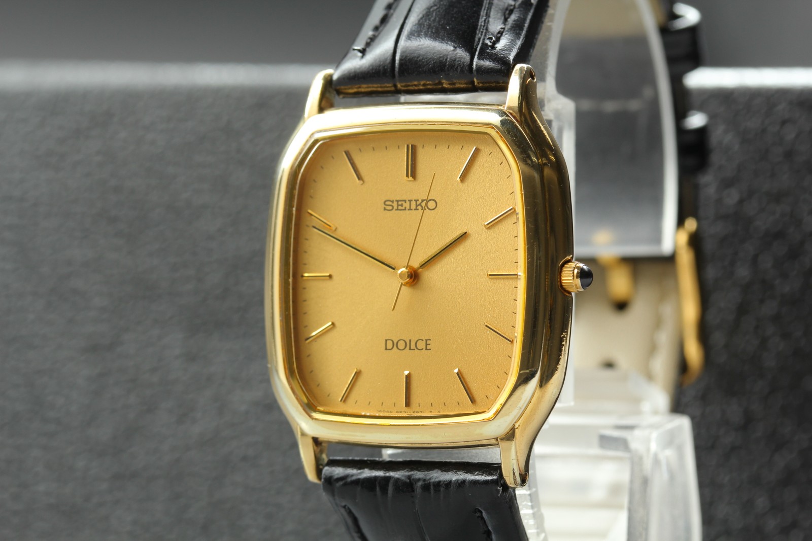 Vintage 1994 [Near MINT] Seiko Dolce 5E31-5B30 Tank Gold 28mm Quartz Men’s Watch
