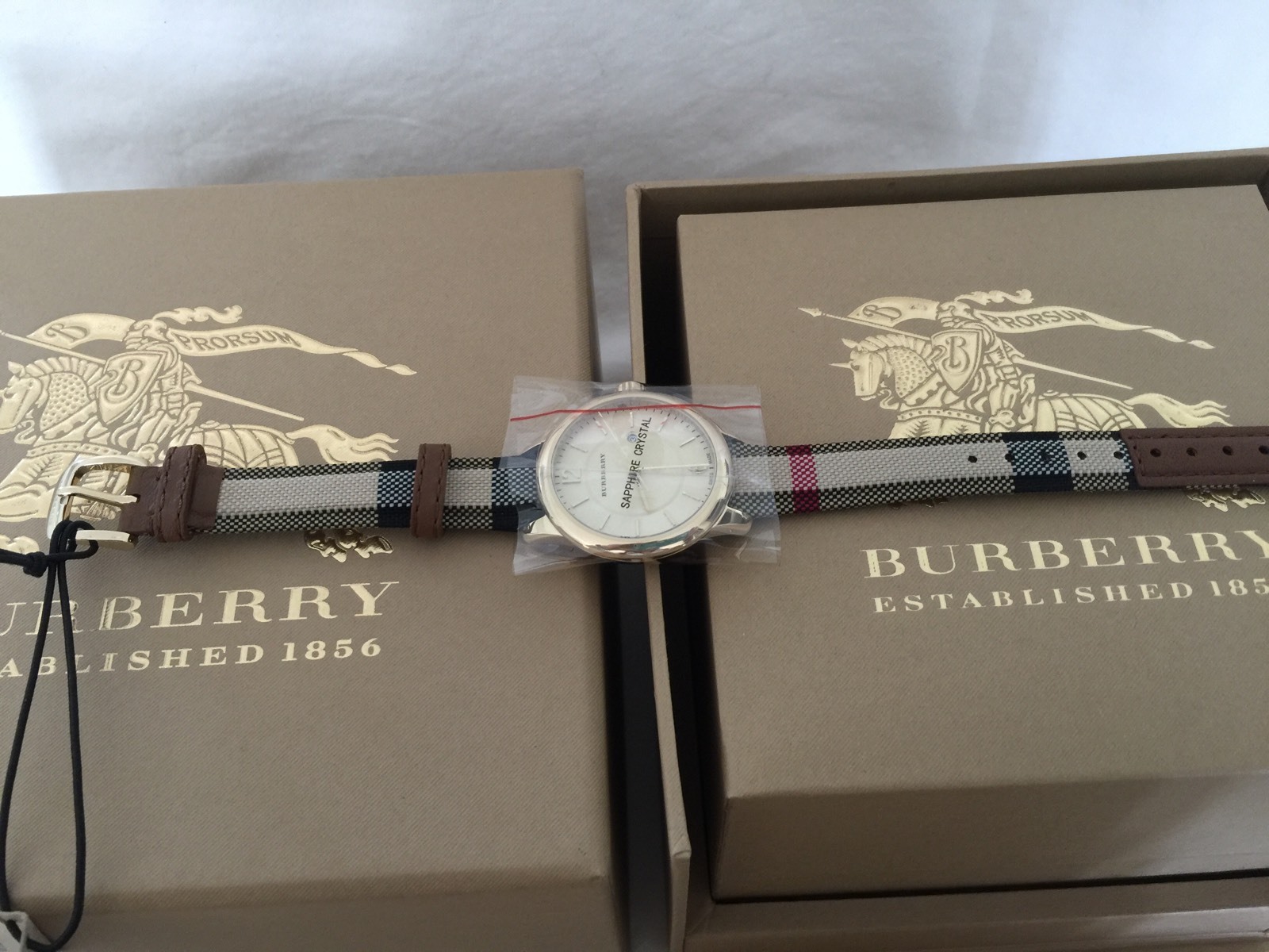 Burberry Watch THE CLASSIC ROUND BU10102 32MM, Authentic