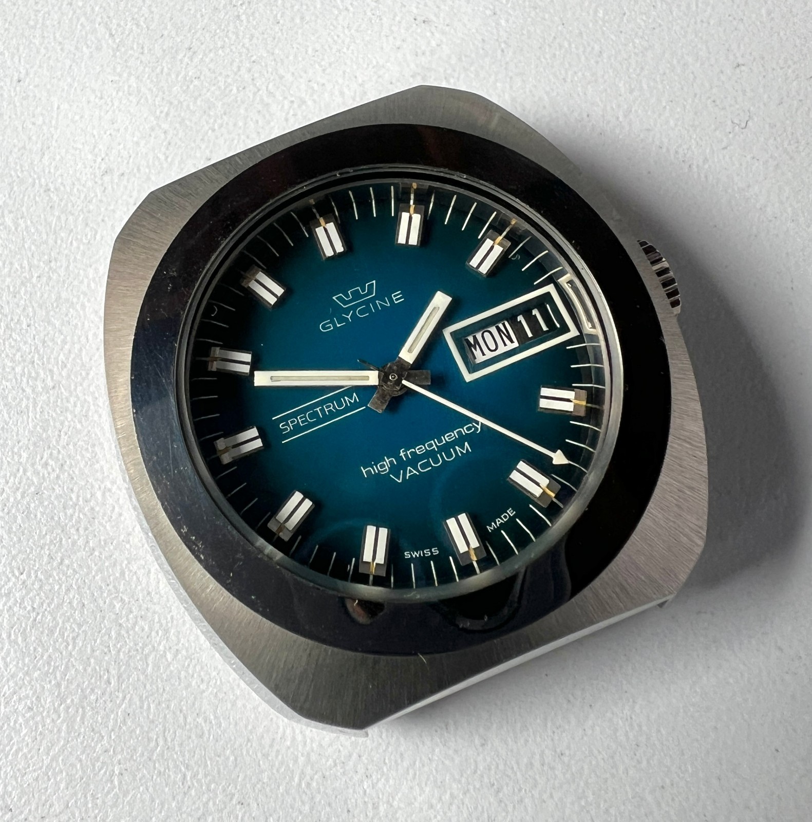 Glycine Automatic High Frecuency Watch Vintage Men Spectrum Vacuum Blue Dial NOS