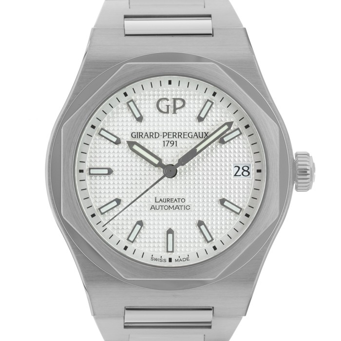 GIRARD PERREGAUX Laureato 42mm 81010-11-131-11A