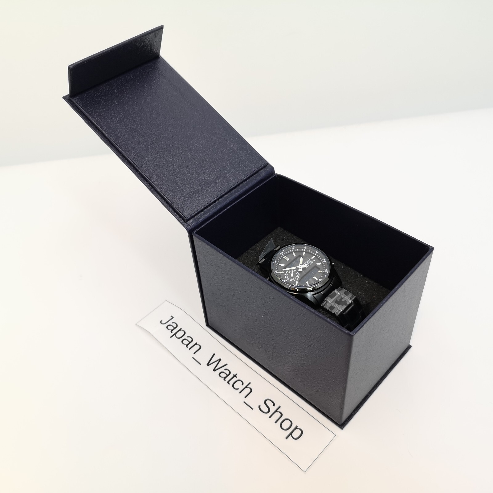 CASIO LINEAGE LCW-M300DB-1AJF Black Solar Atomic Radio Men’s Watch New in Box