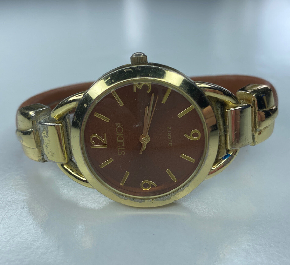 E Studio Time Brown Gold Cuff Ladies Vtg Retro Singapore Untested