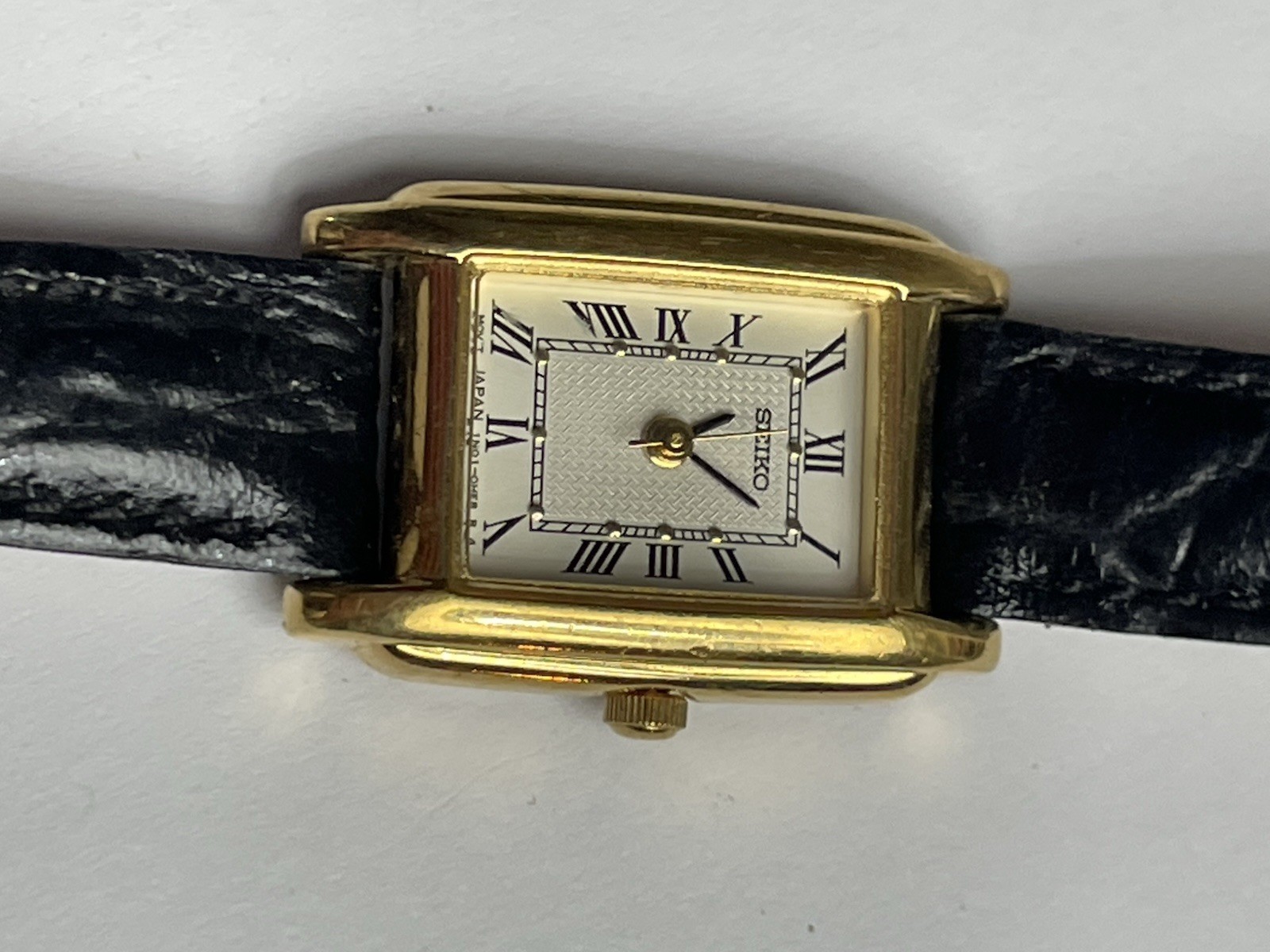 Vintage Seiko 461428 ladies’ wristwatch black leather calf hair band, Rare