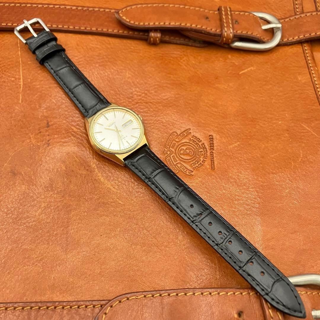 Seiko Type II 7546-8000 Quartz Analog Round Case Wristwatch