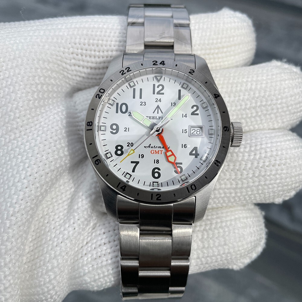 Steeldive Steelflier SF792, GMT, White, NH34, Sapphire, Lume, 200m Diver, Field