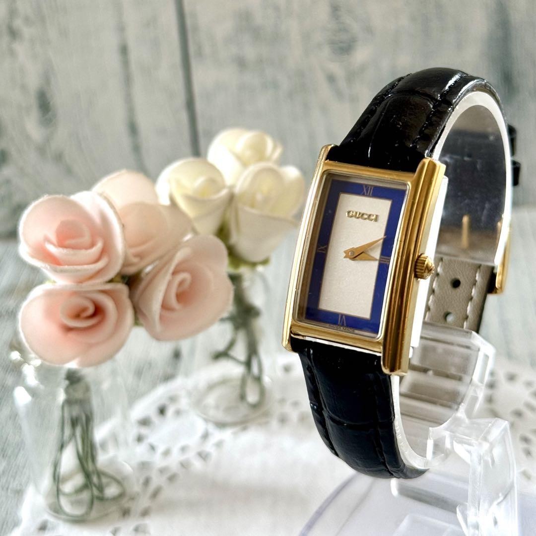 Gucci 2600L Blue Gold Rectangular Watch Used Authentic Battery Checked