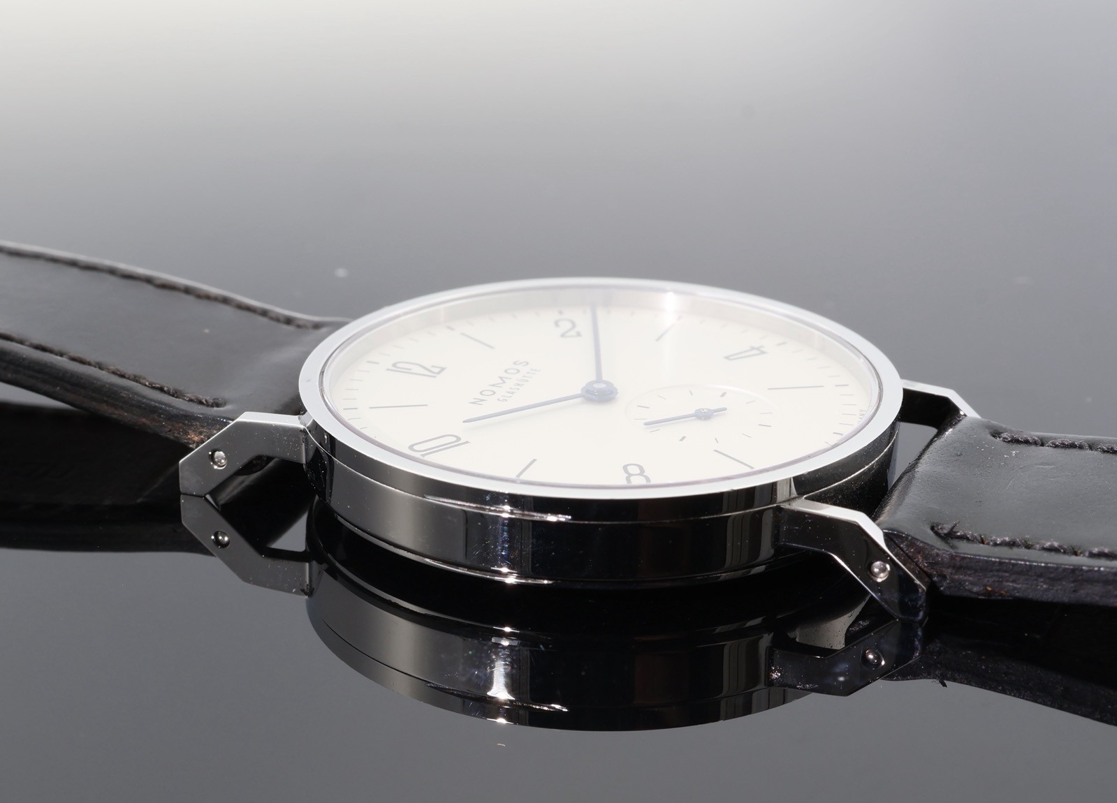 NOMOS Glashutte Tangente Manual Wind 35mm Watch ref 139 + Papers 