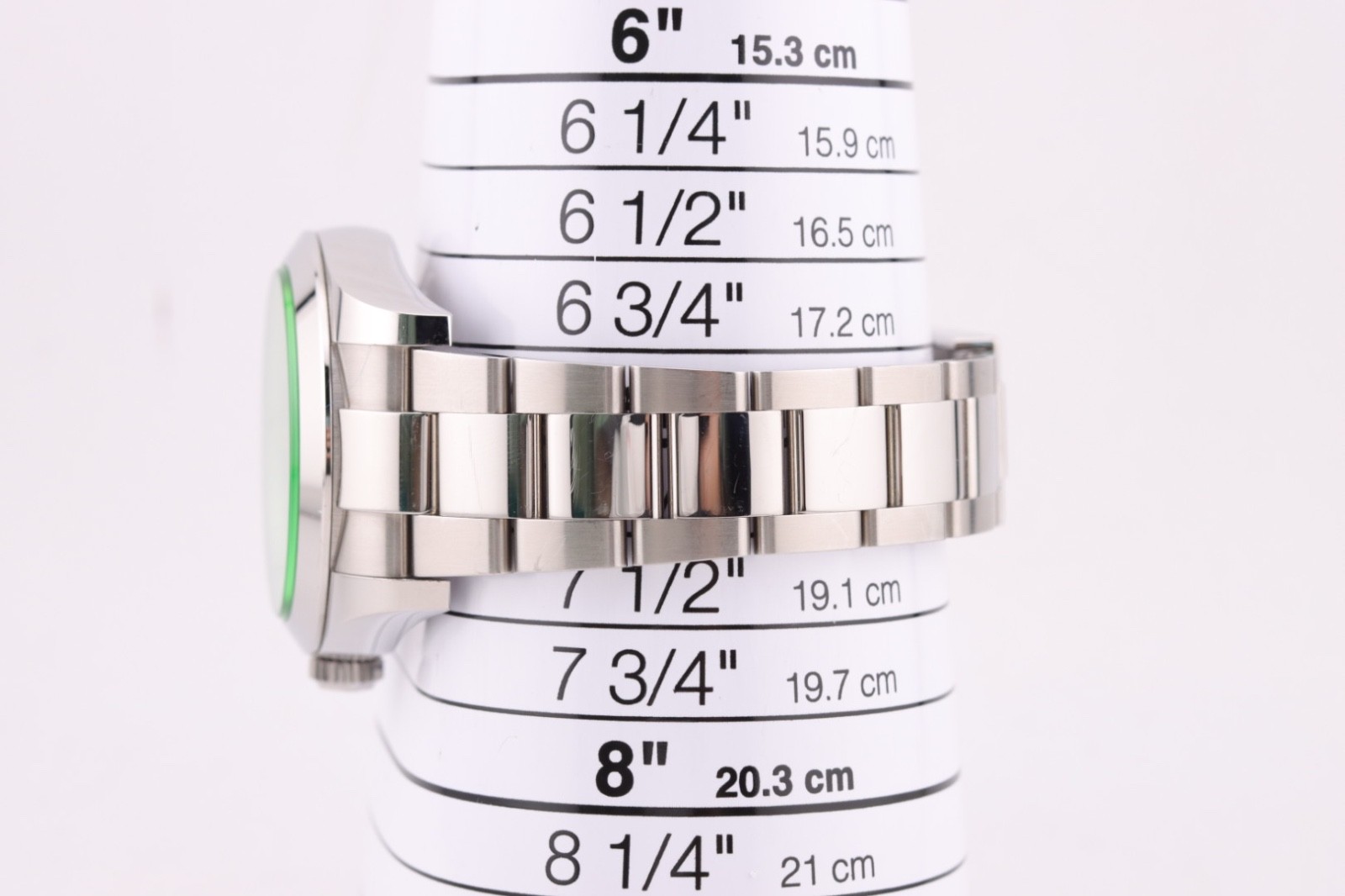 2022 Rolex Milgauss Green Crystal Ref 116400GV last year 7.25″ B + P