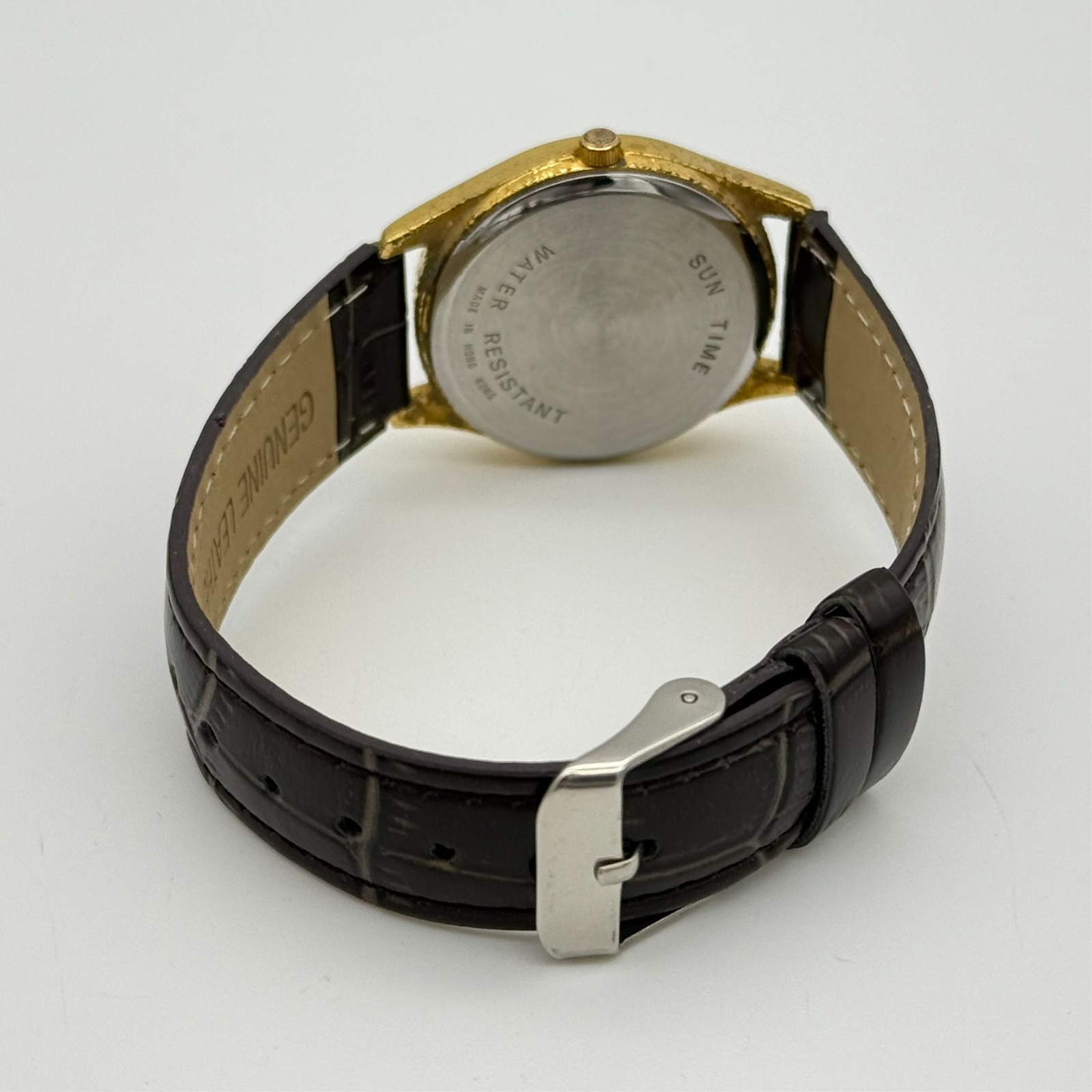 Vintage Unisex NOTRE DAME Fightin’ Irish Gold Tone Watch, Mystery Dial Clover