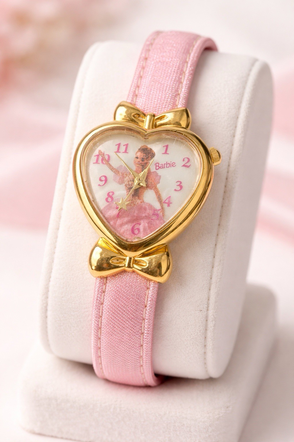 Vintage 1995 Mattel Barbie Heart Watch Pink Band Gold Tone Bow Working 90s
