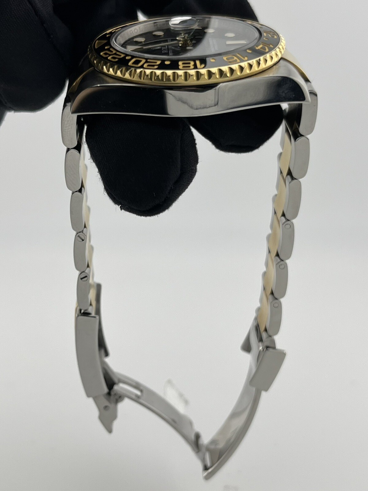 Rolex GMT-Master II 116713 Black Ceramic Two-Tone 18K Yellow Gold Stainless 40mm