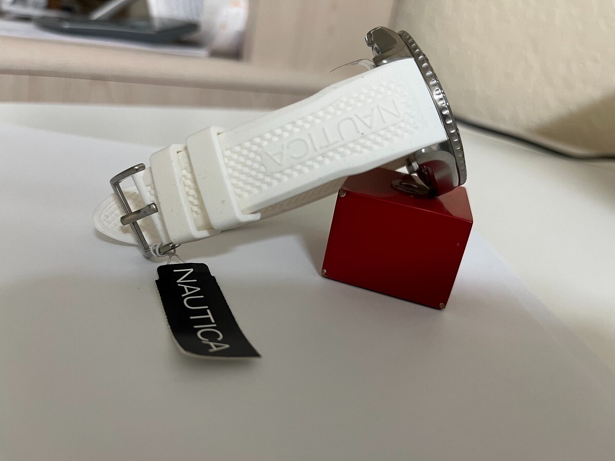 Nautica Pier 25 NAPP25001 Day and date 24 hours Watch