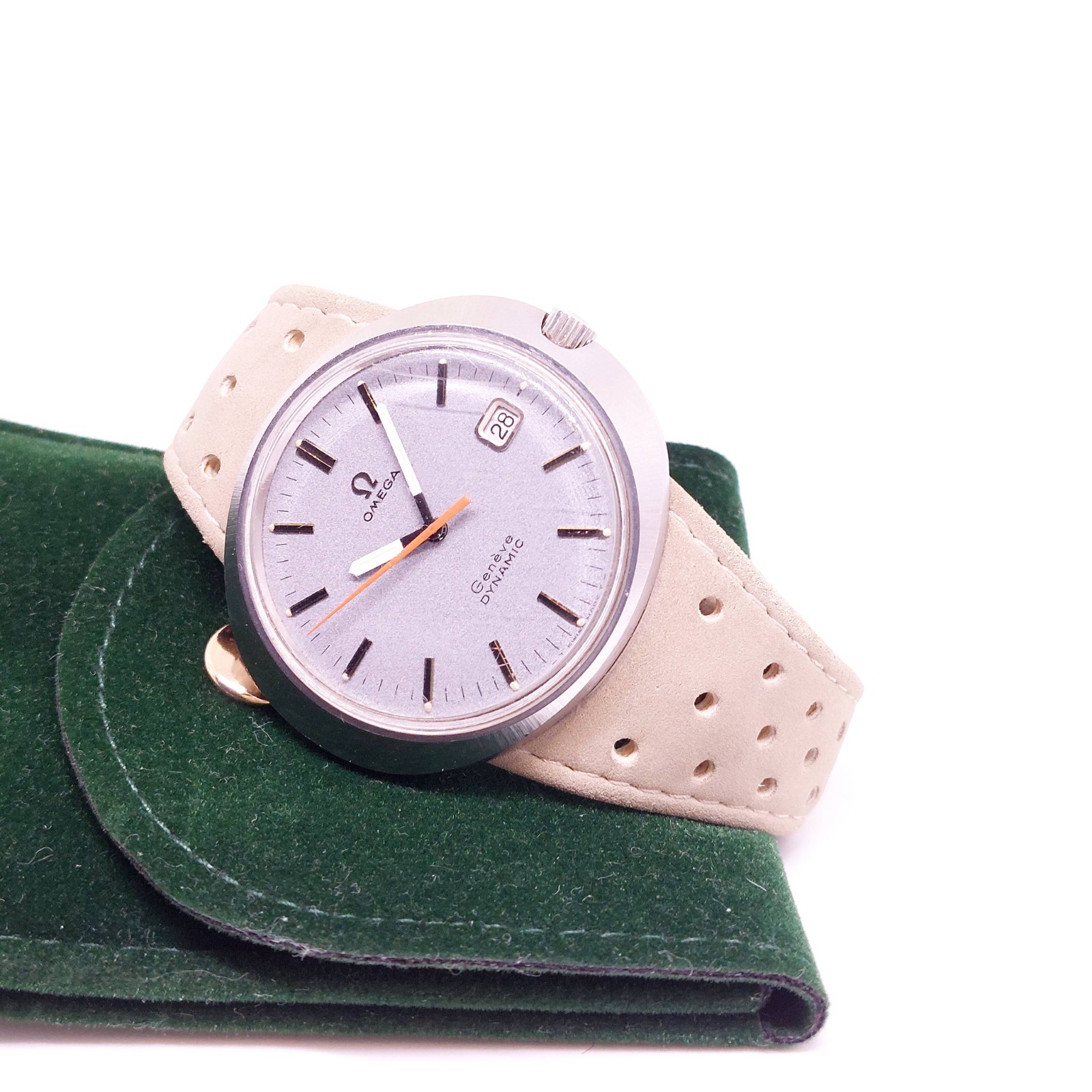 Omega 41mm Matte Mid Blue Speckled Dial Genève Dynamic REF: 166.039