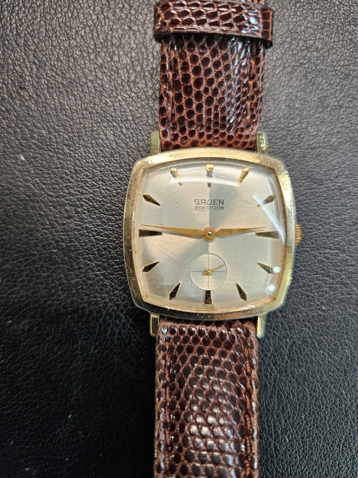 Vintage Gruen Men’s Precision 17J watch