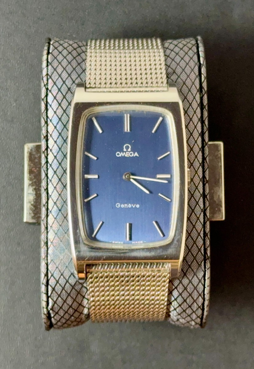 OMEGA Genève “Tank” Manual Wind Watch w/ Mesh Bracelet – 1970’s – Ref 111.0110