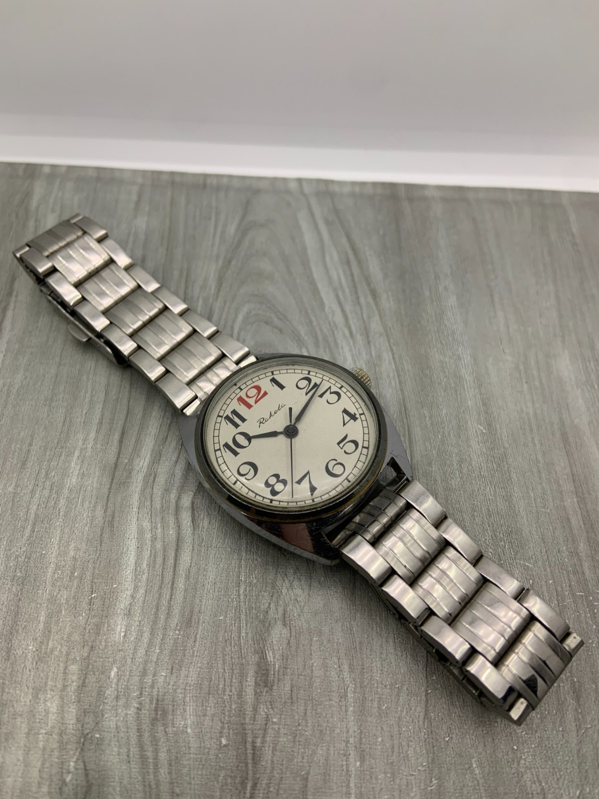 Soviet Mechanical Men’s Watch RAKETA RED 12 Vintage USSR 80s Wristwatch Serviced