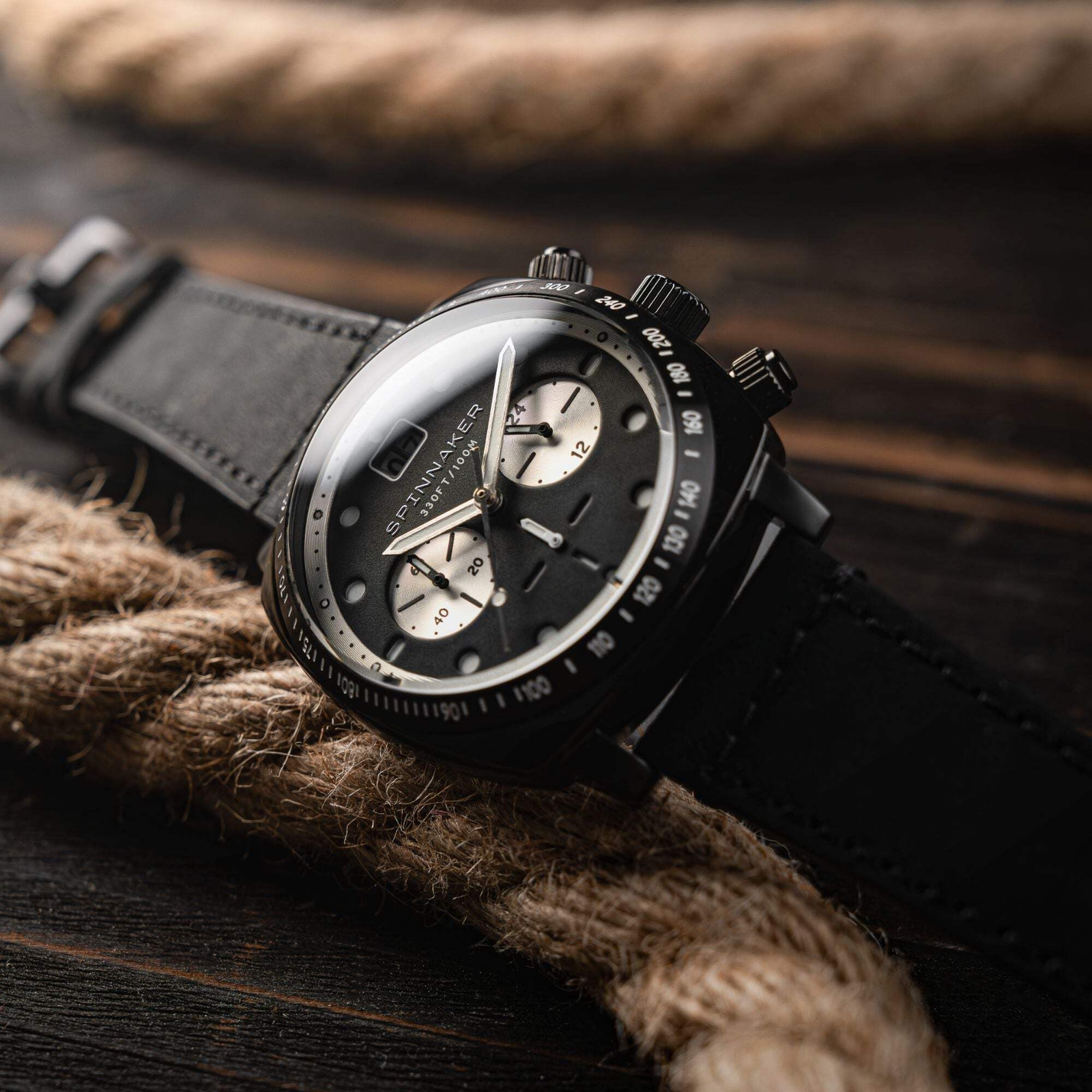 Spinnaker Hull Chronograph Black / Leather | Black Dial Stainless Steel 42mm Wri