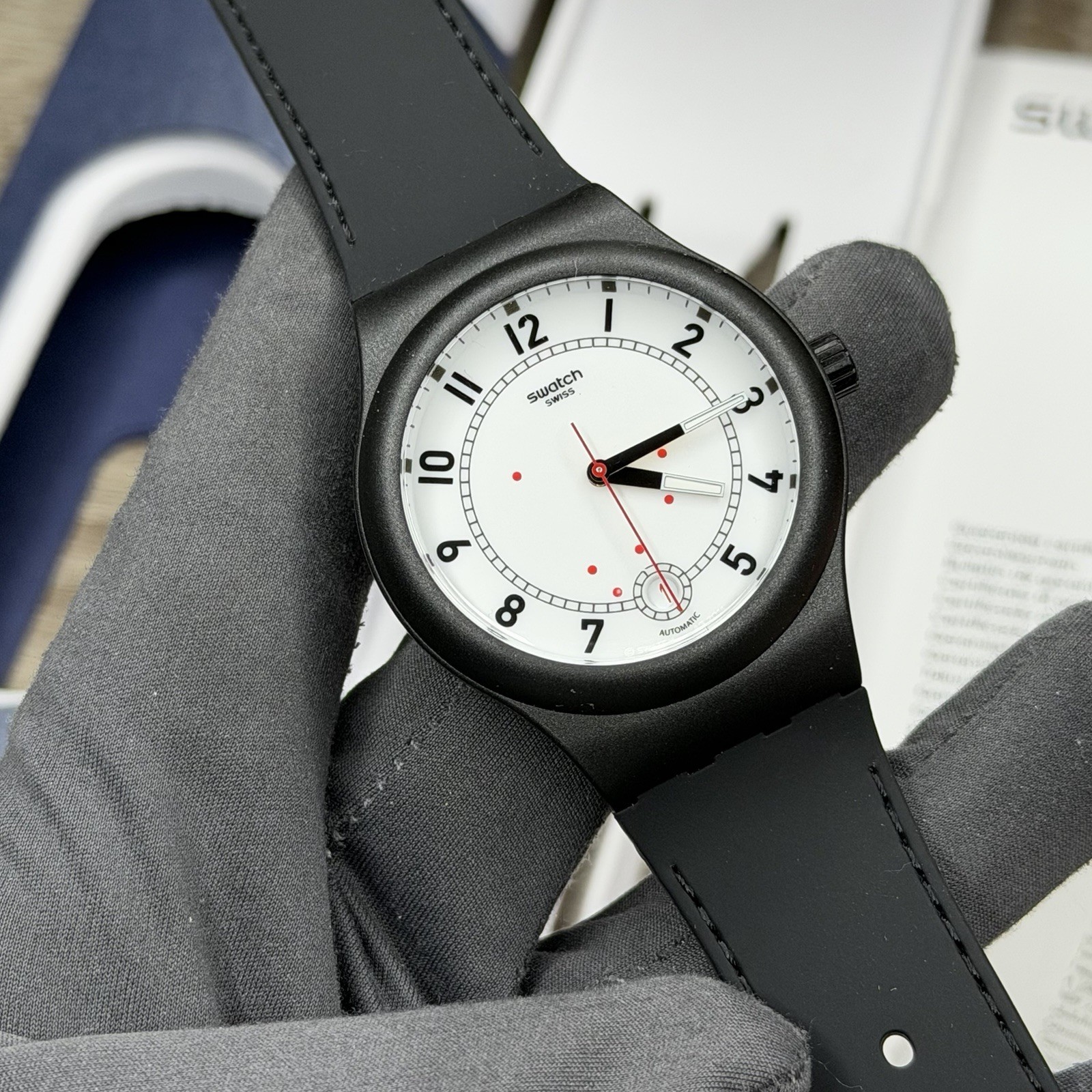NEW✅AUTOMATIC✅ Swatch SISTEM CHIC Black Silicone Men’s Watch SUTB402