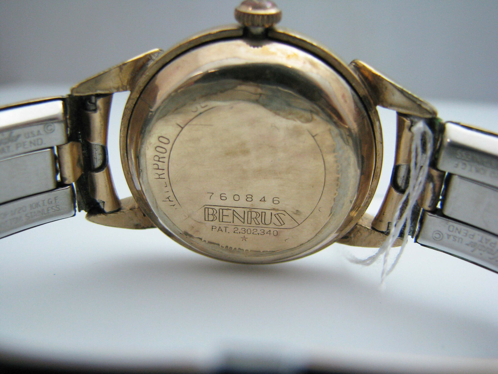 b511 Men’s Benrus Self Winding wristwatch