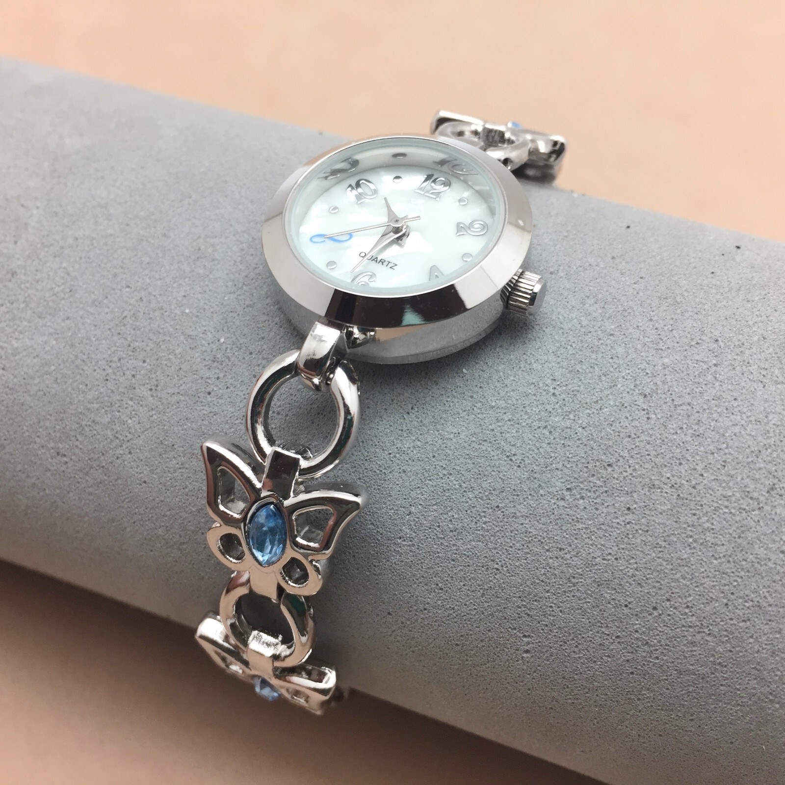 Ladies Quartz Watch Butterfly Link Bracelet Silver Tone BWC Cancer Awareness New