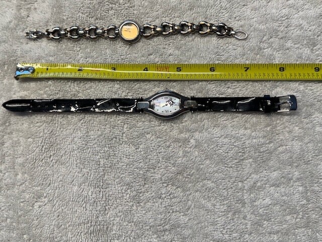 2 NON-WORKING WATCHES – 1 SEIKO AND ONE UNKNOWN