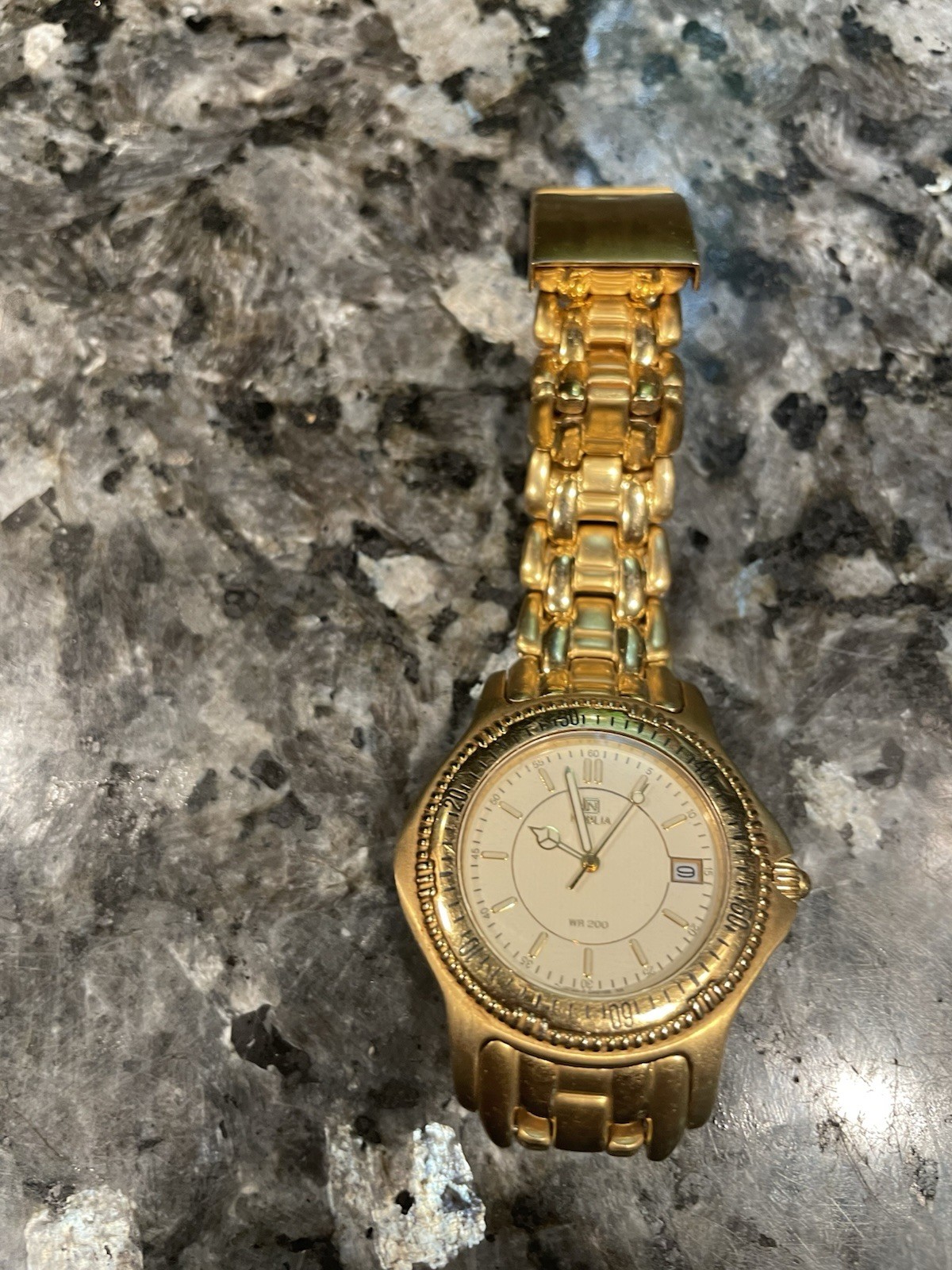 Citizens Noblia Watch- Only Worn Couple Times. Gift – 12meter WR200 Nice