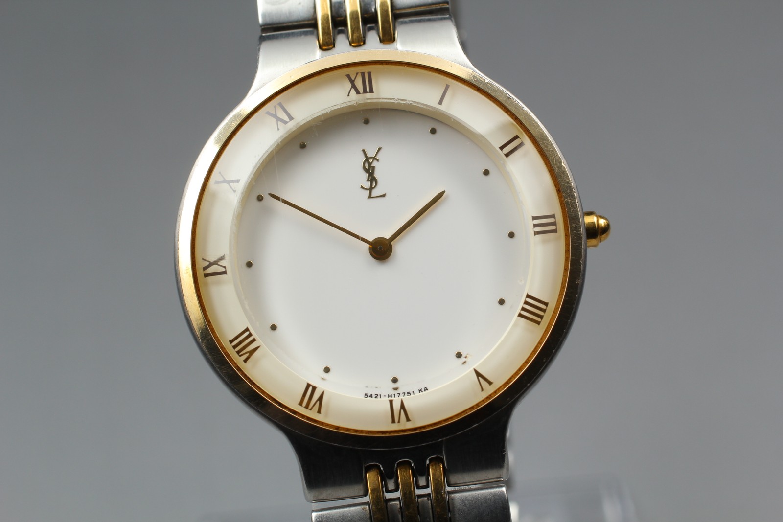 [Exc+5] Yves Saint Laurent 5421-H10040Y Cut Glass Qz Men’s Watch Vintage JAPAN