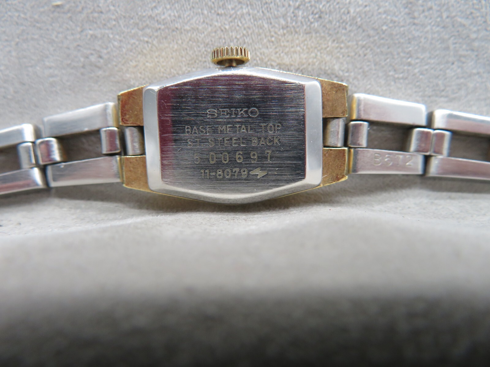 VTG Seiko Watch 11-8079 Brown/Orange Oval Dial 2 Tone Band Manual Wind Works