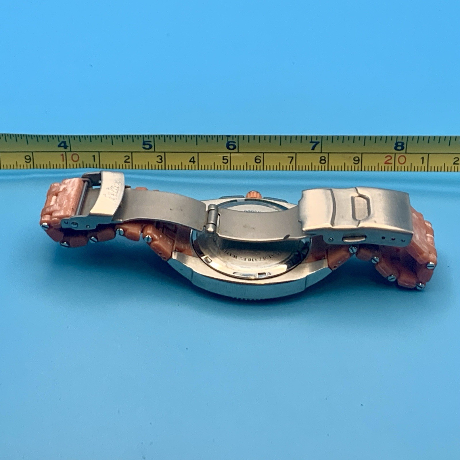TOMMY BAHAMA RELAX RLX4000 Women’s Wristwatch Date St Steel Case Works New Batt