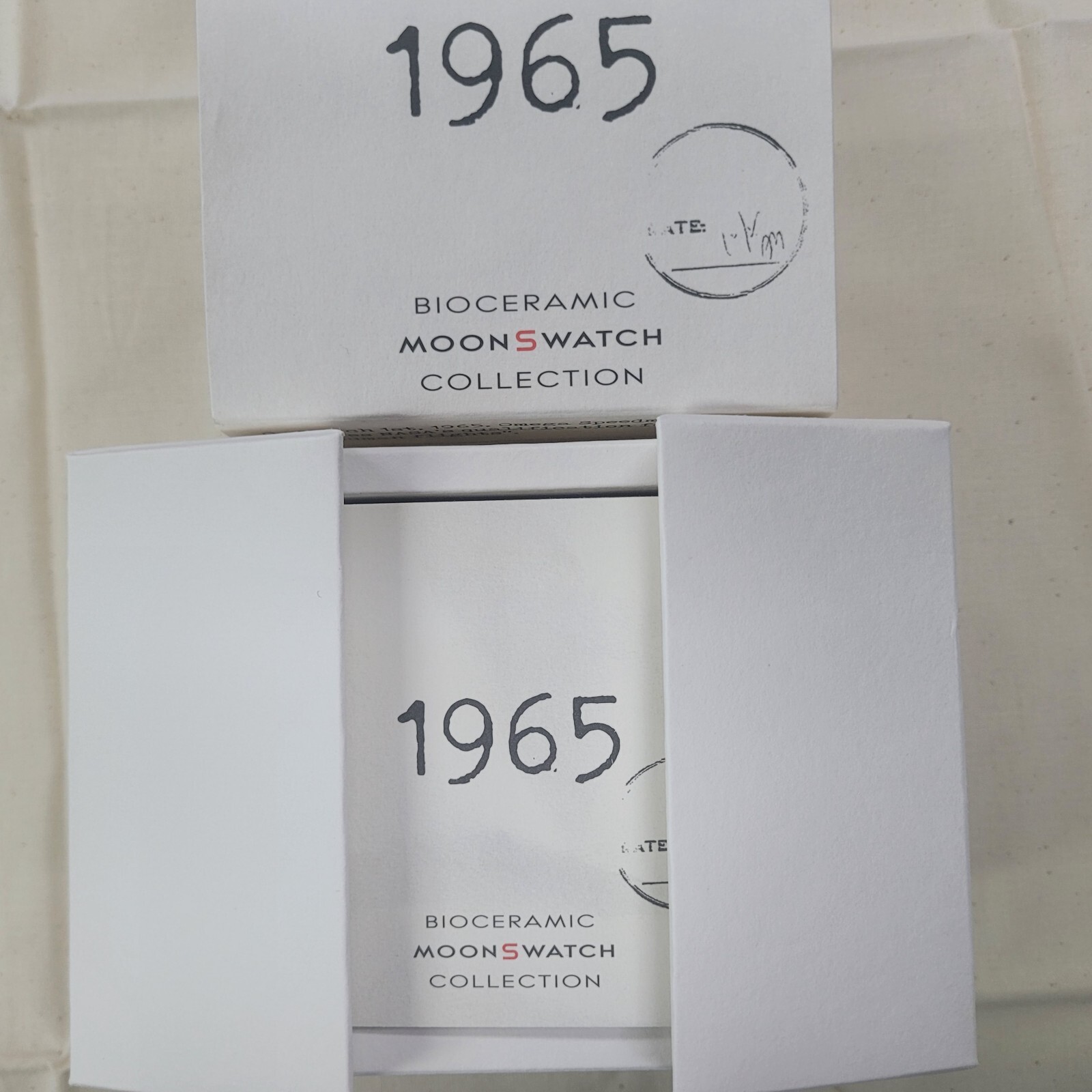 Swatch x Omega Bioceramic MoonSwatch 1965 Grey White