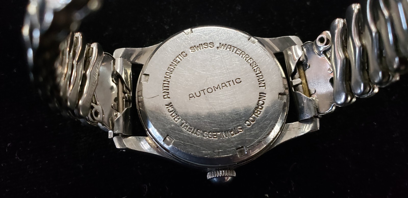 Lord Calvert Automatic Wristwatch, Incabloc, 17j, anti-magnetic, Runs