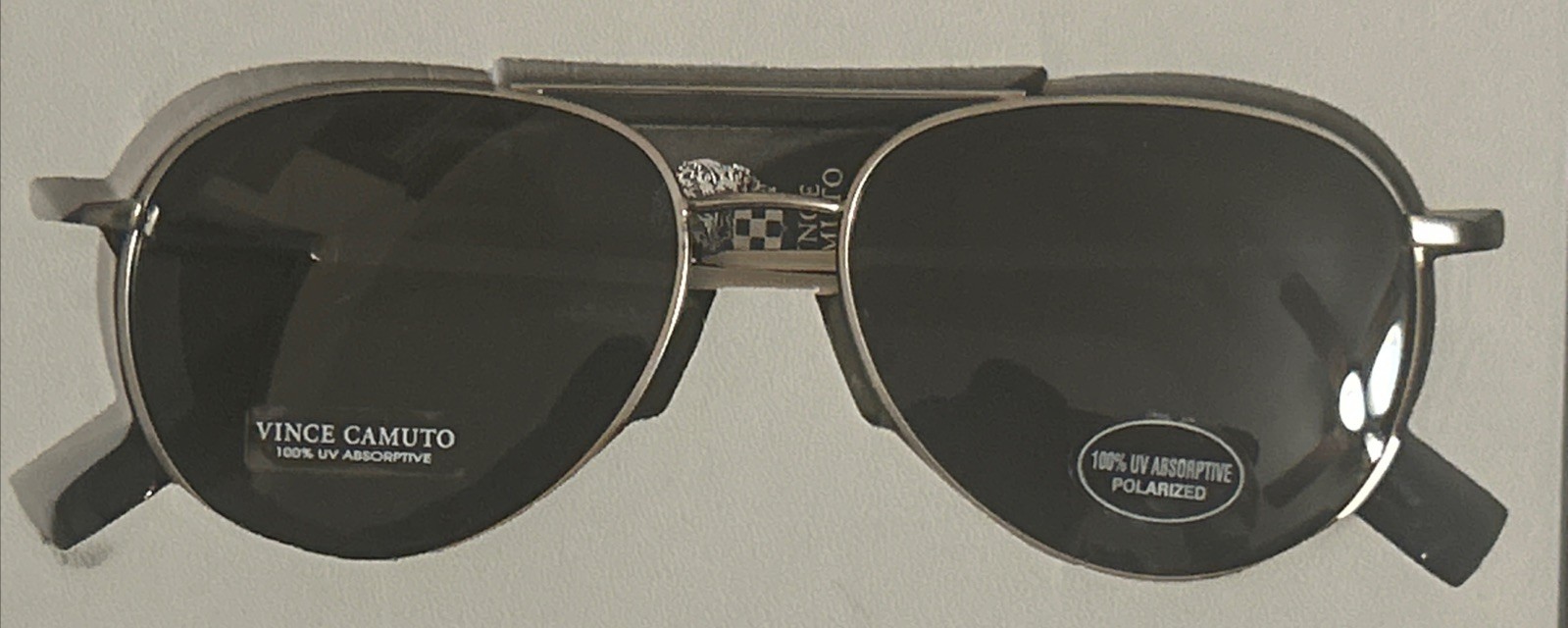 Vince Camuto GIFT SET Stainless Steel Men’s Watch with Sunglasses VC/1147GYSVST