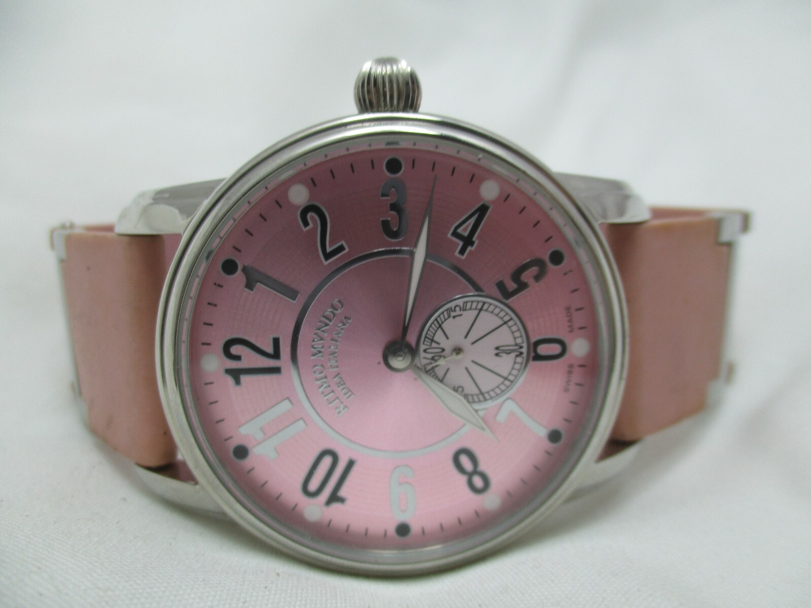Ritmo Mvndo Idea Italiana Swiss Made Wristwatch Silver Tone & Pink No 0001