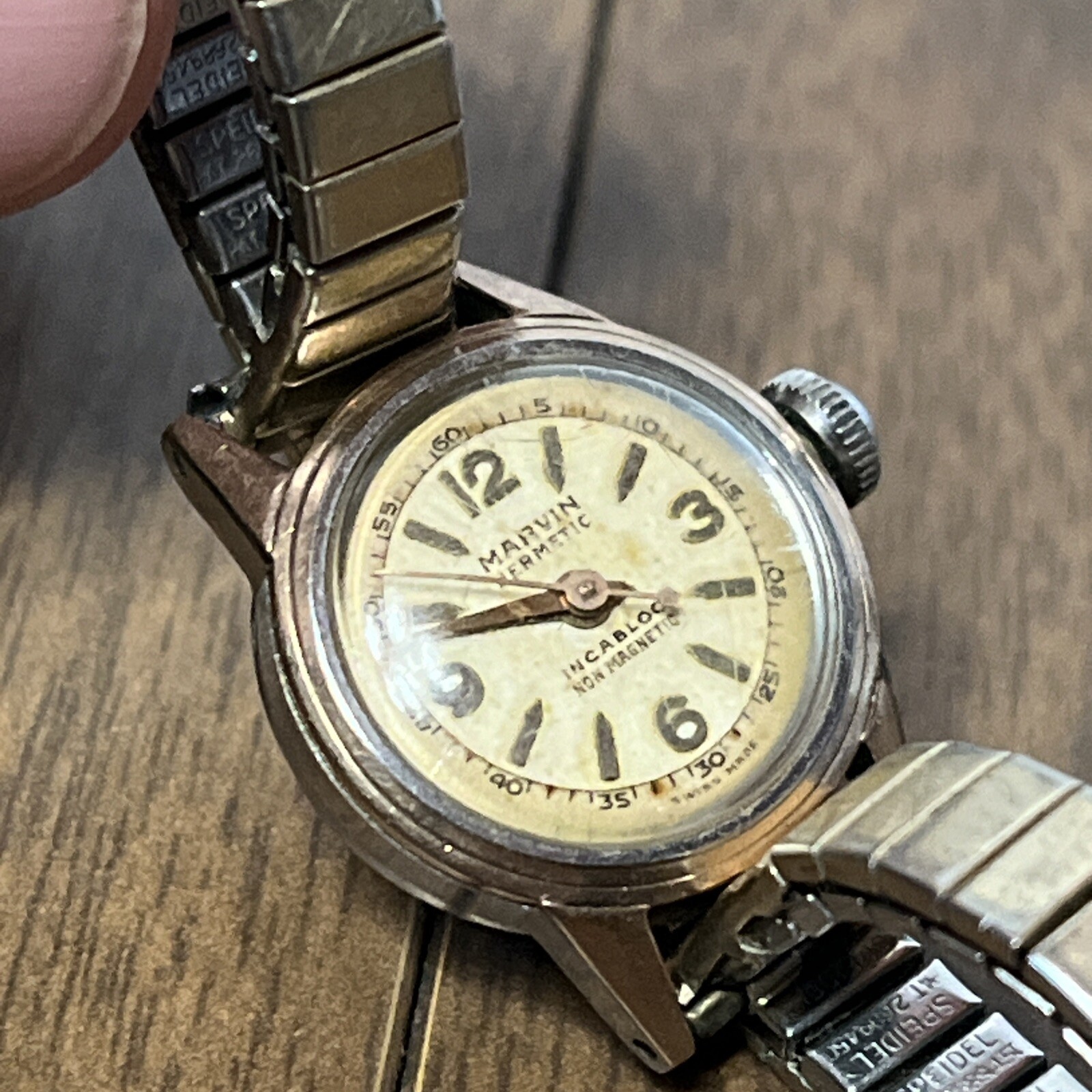Vintage 1950s Marvin Hermetic Incabloc Waterproof Non Magnetic Swiss Wristwatch