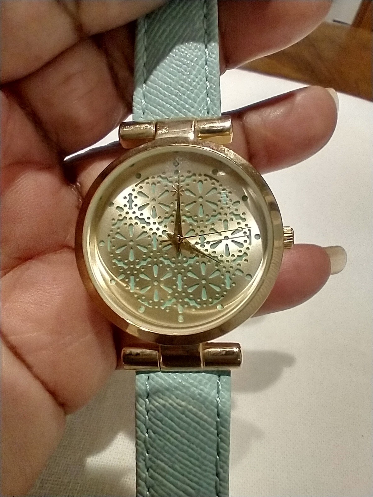 Isaac Mizrahi LIVE Neon Green Watch (WTC096)