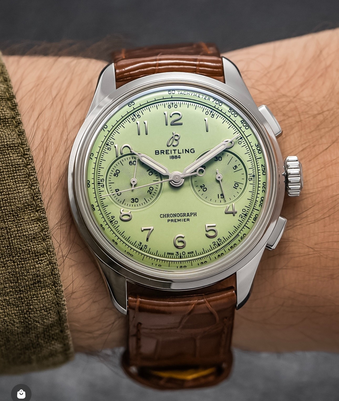 Breitling Premier B09 Chronograph Pistachio dial 40mm AB0930D31L1P1