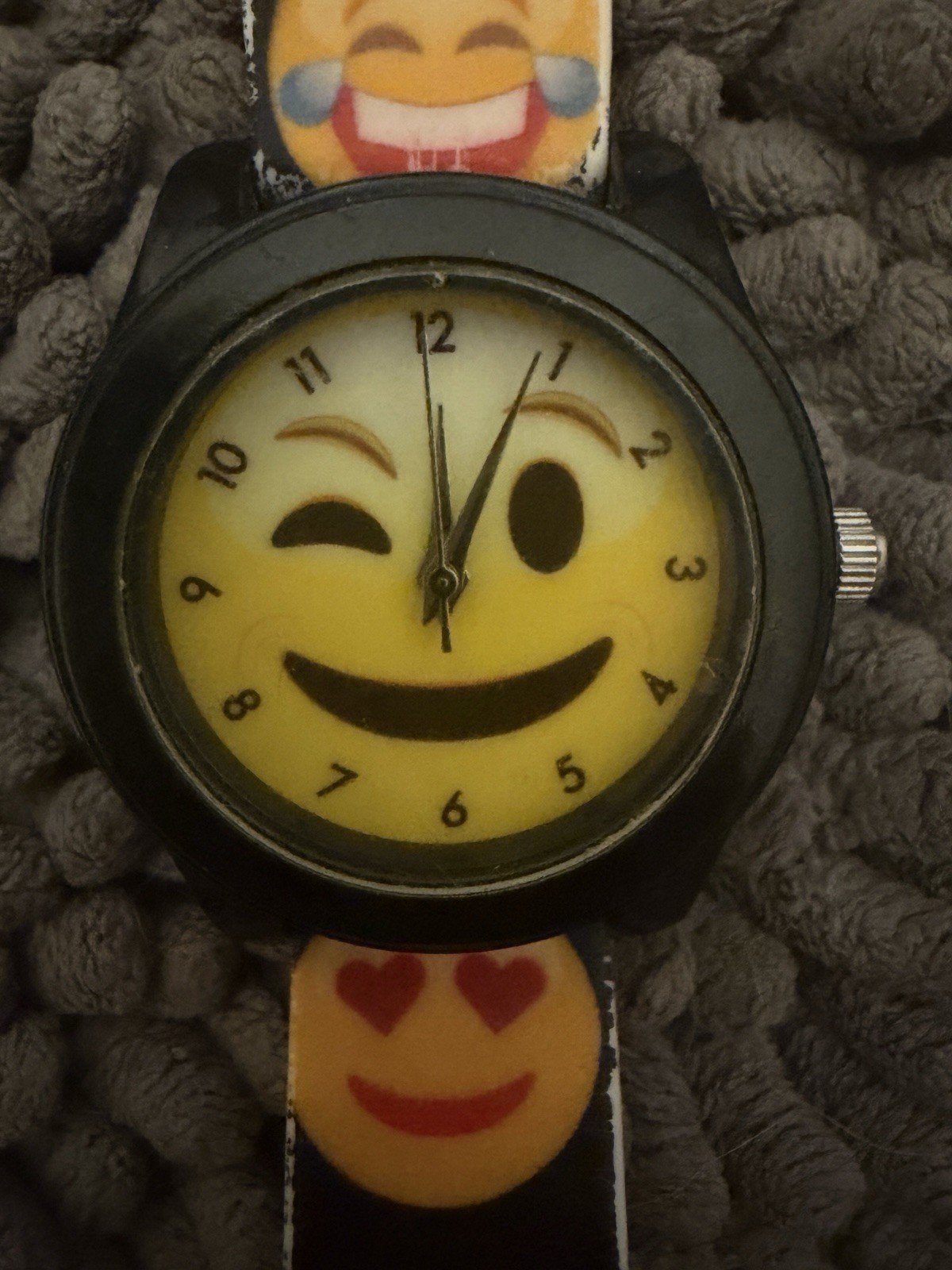 Accutime Emoji Watch Winky Smiley New In Box Zip Tied W/ Tab Still Under Crown