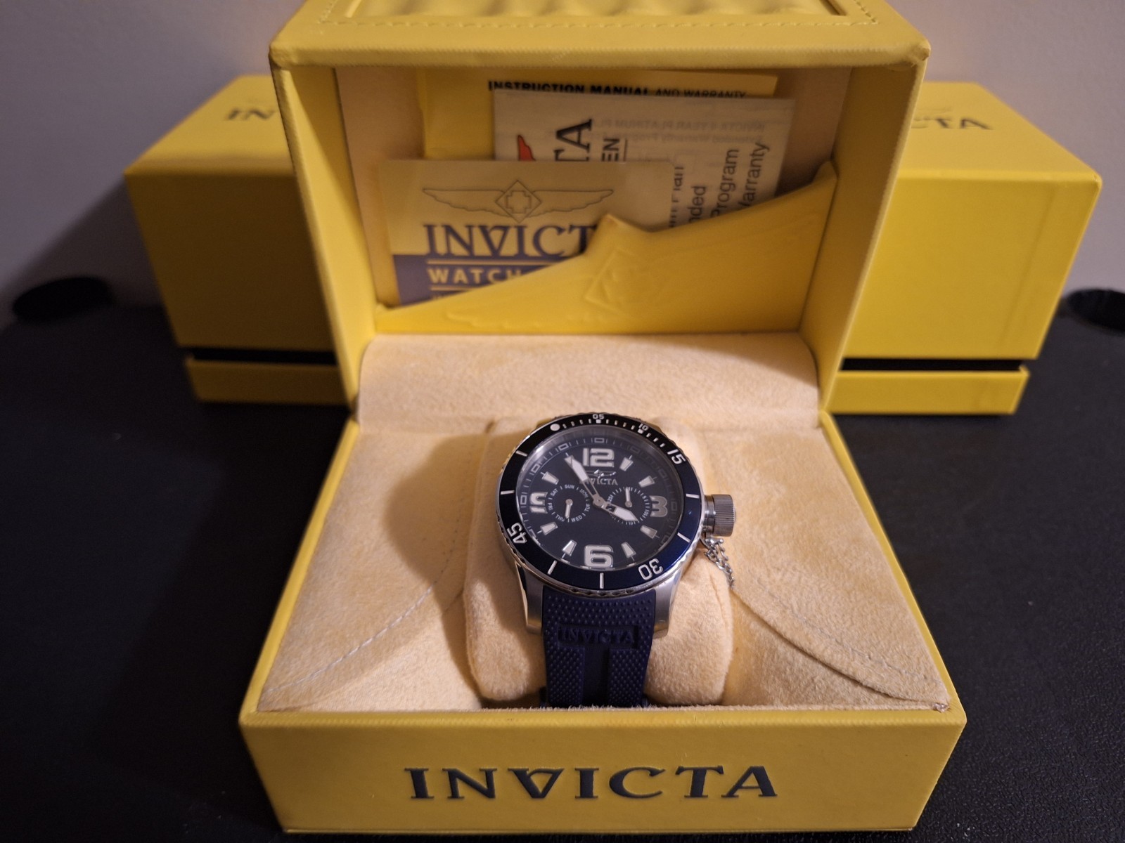 Invicta Specialty Men Model 1791 – Men’s Watch Quartz