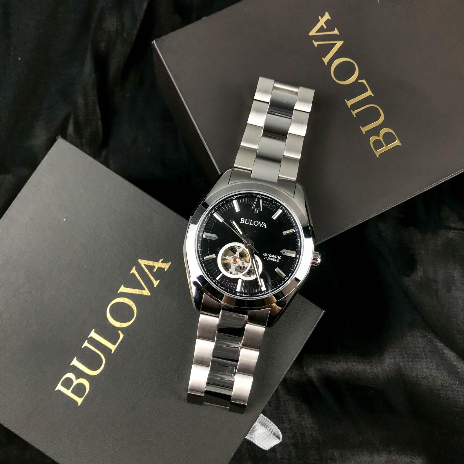 Bulova 96A270 Suveyor Automatic White Dial Stainless Steel Men’s Wristwatch NEW