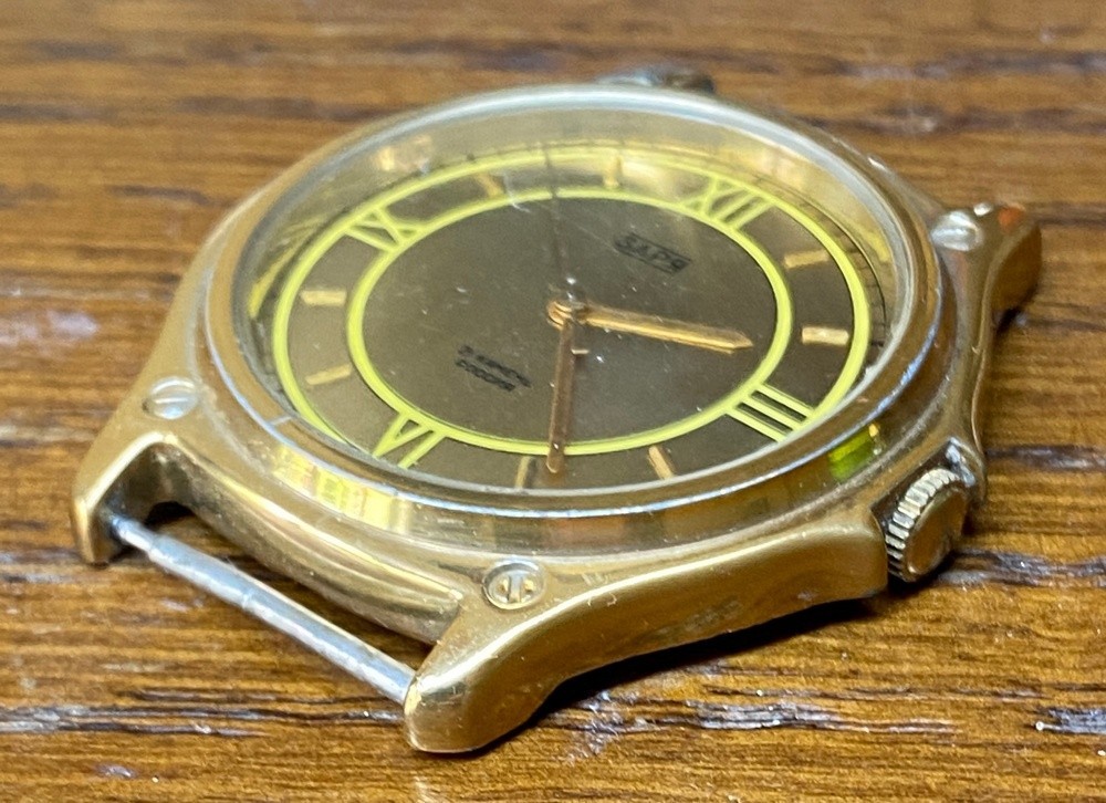 Zarya Russian Mechanical Hand-Wind Watch — USSR / Post-Soviet — 1990’s