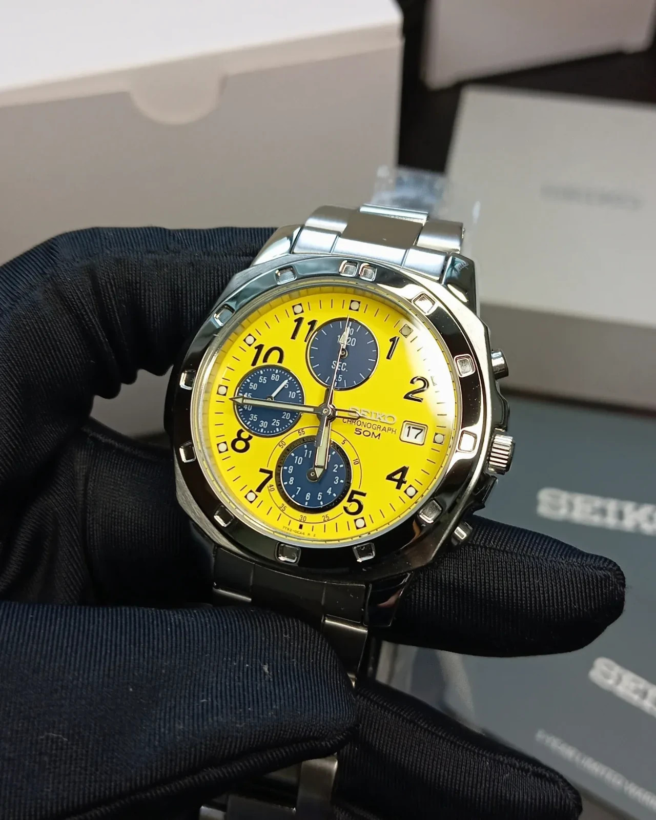 Brand New Seiko Chronograph SND409 Yellow Dial Stainless Steel Quartz Watch