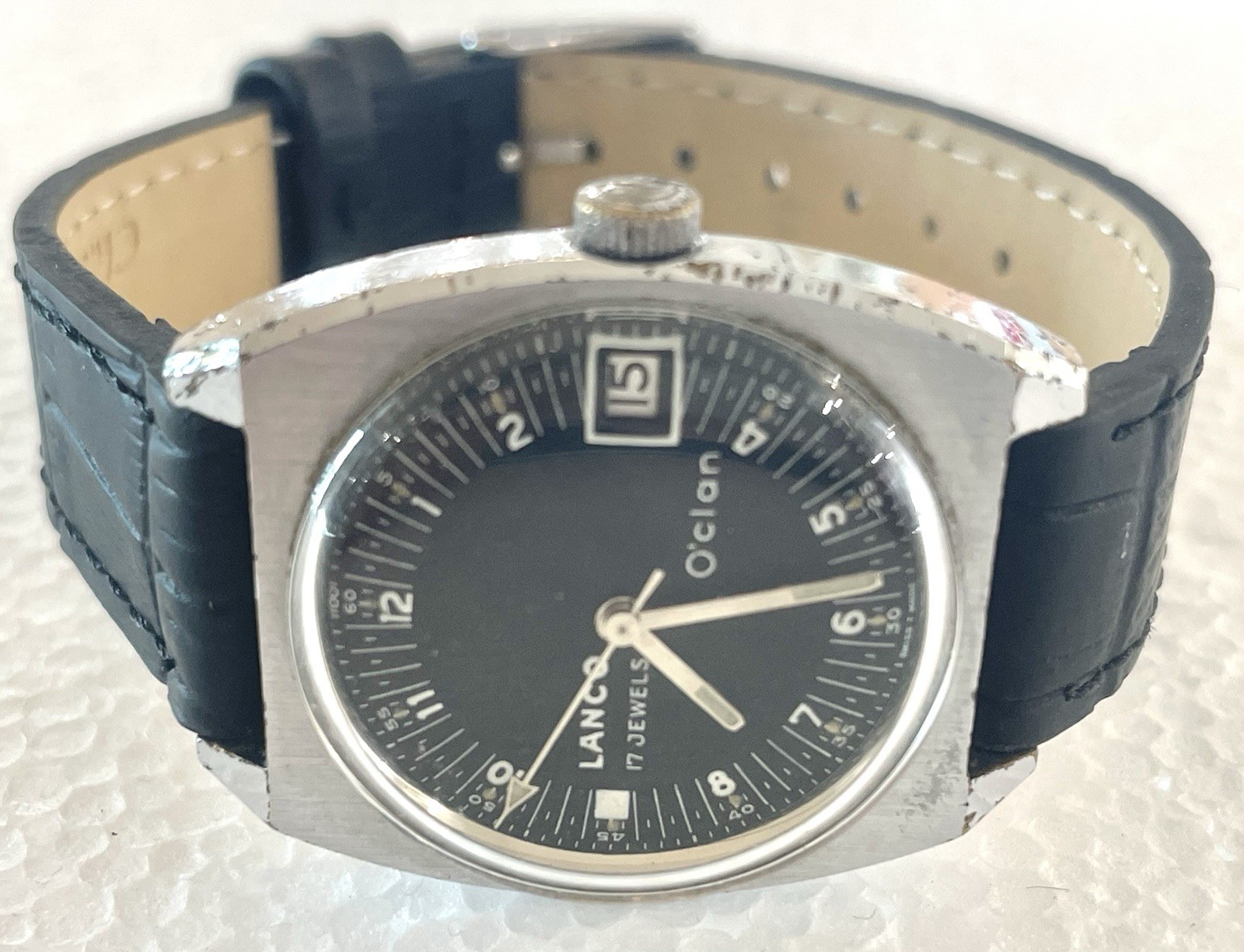 Vintage Mechanical Men’s Watch