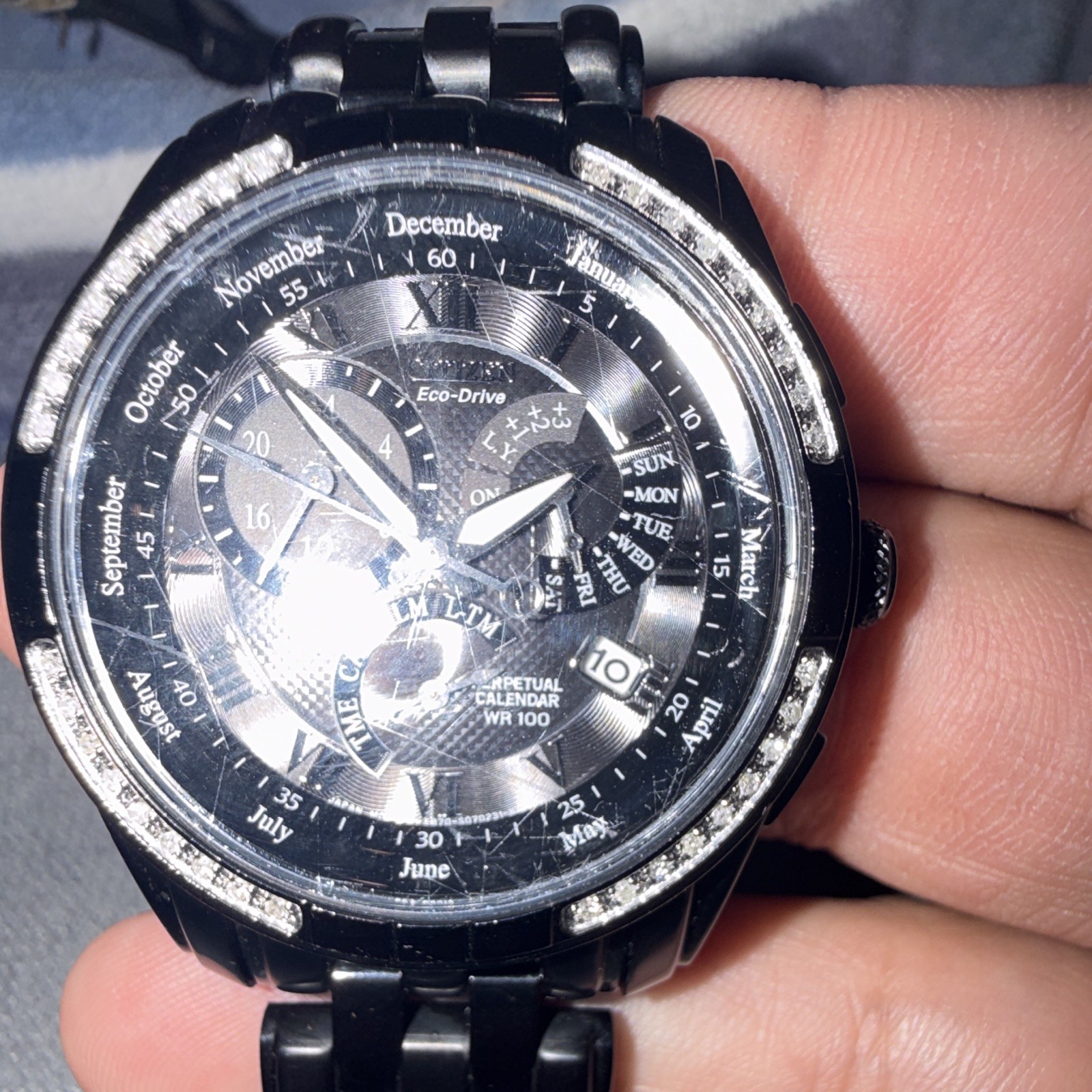 Citizen Eco-Drive Quartz Analog Watch Perpetual Calendar Date Black Dial WR100